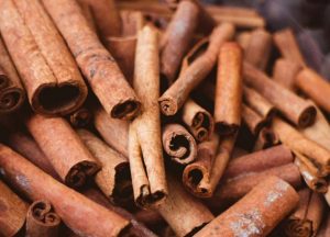 خواص دارچین برای سرماخوردگی؛ درمان طبیعی قدرتمند برای تقویت ایمنی و کاهش سریع علائ