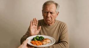 علل بی‌اشتهایی در سالمندان و راه‌های مقابله با آن | هشدار درباره سوءتغذیه پنهان در دوران سالمندی
